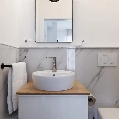 Contempora - Casale 3 * Milan